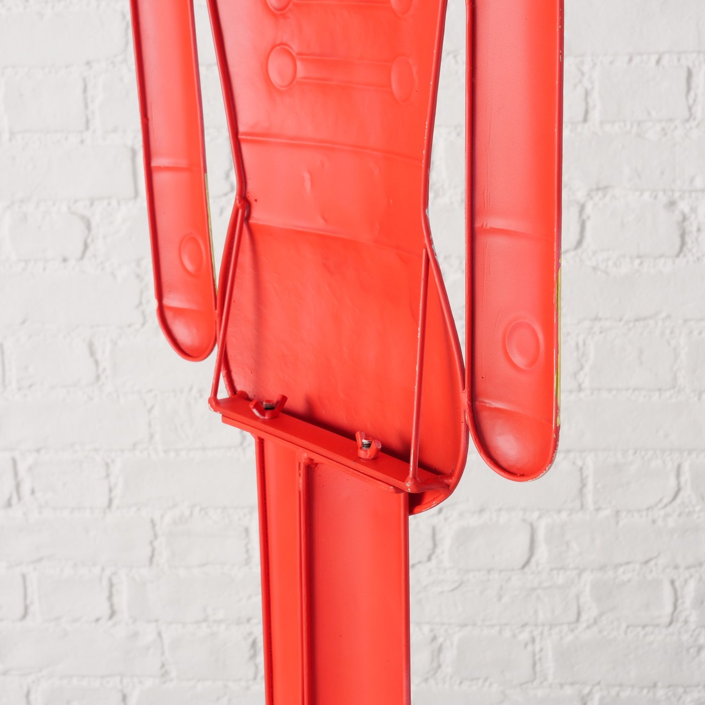 Dekorativer Nussknacker aus Metall – 115 cm